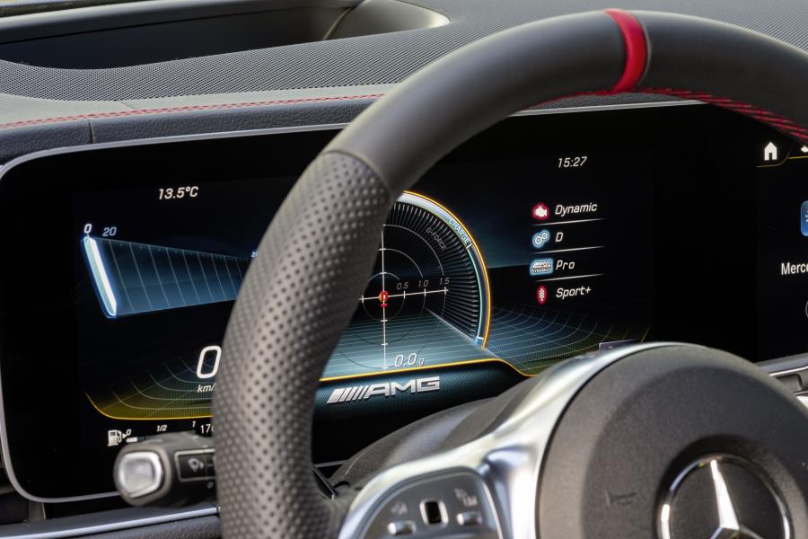 Панель приборов Mercedes-AMG GLE53 4Matic+ (V167) 2019 года  (WW) (фото 30 из 44)